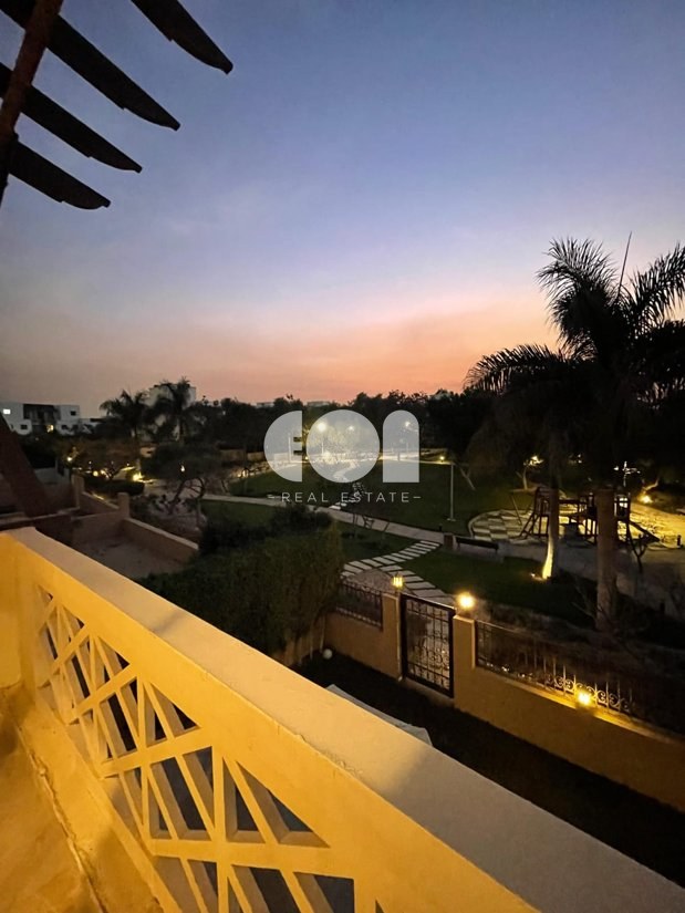 Villa for rent in Hyde Park