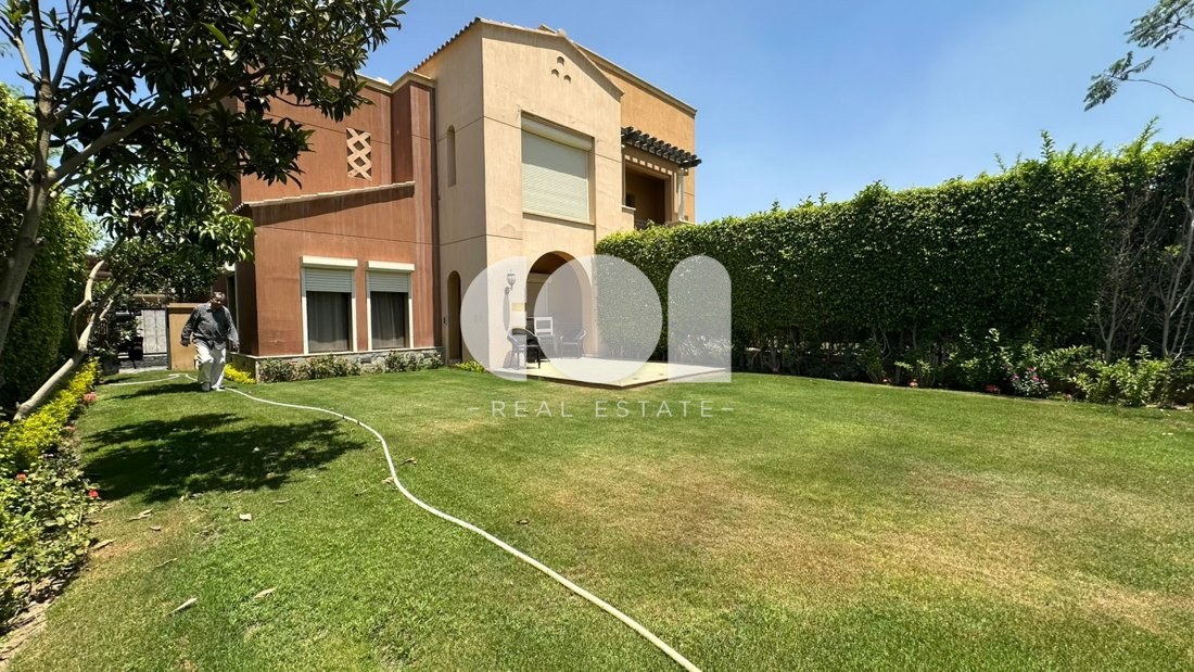 Twinhouse for rent in Mivida