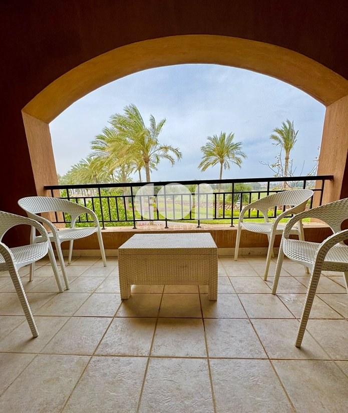 Penthouse for rent in Marassi