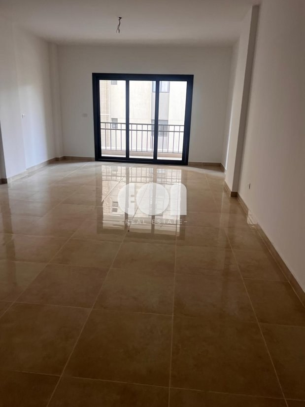 شقة للإيجار في 5th Square